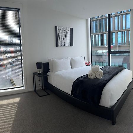2 Bedrooms Apprtmt Plus Underground Parking In Cbd Christchurch Exterior foto