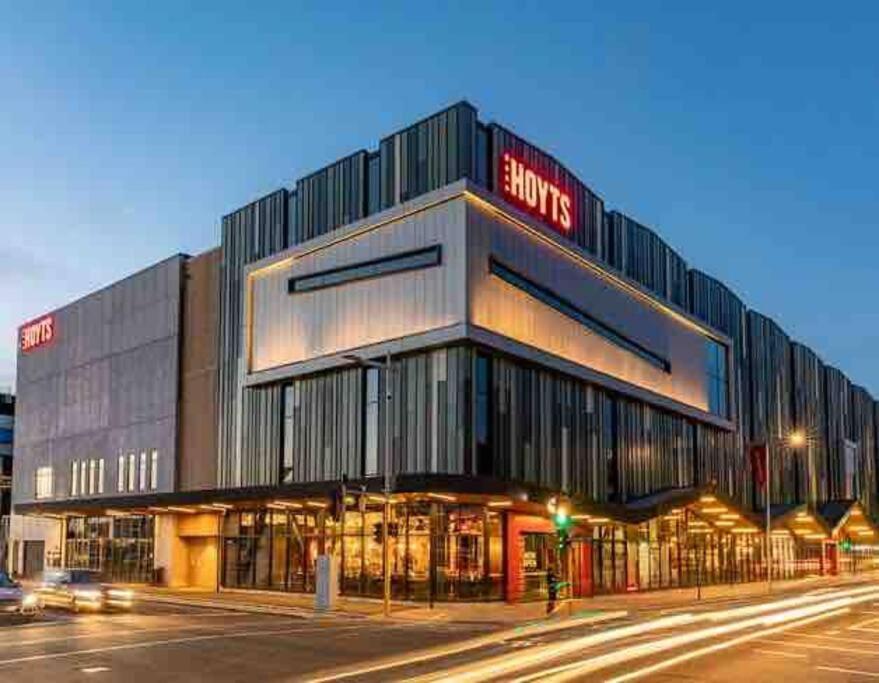 2 Bedrooms Apprtmt Plus Underground Parking In Cbd Christchurch Exterior foto